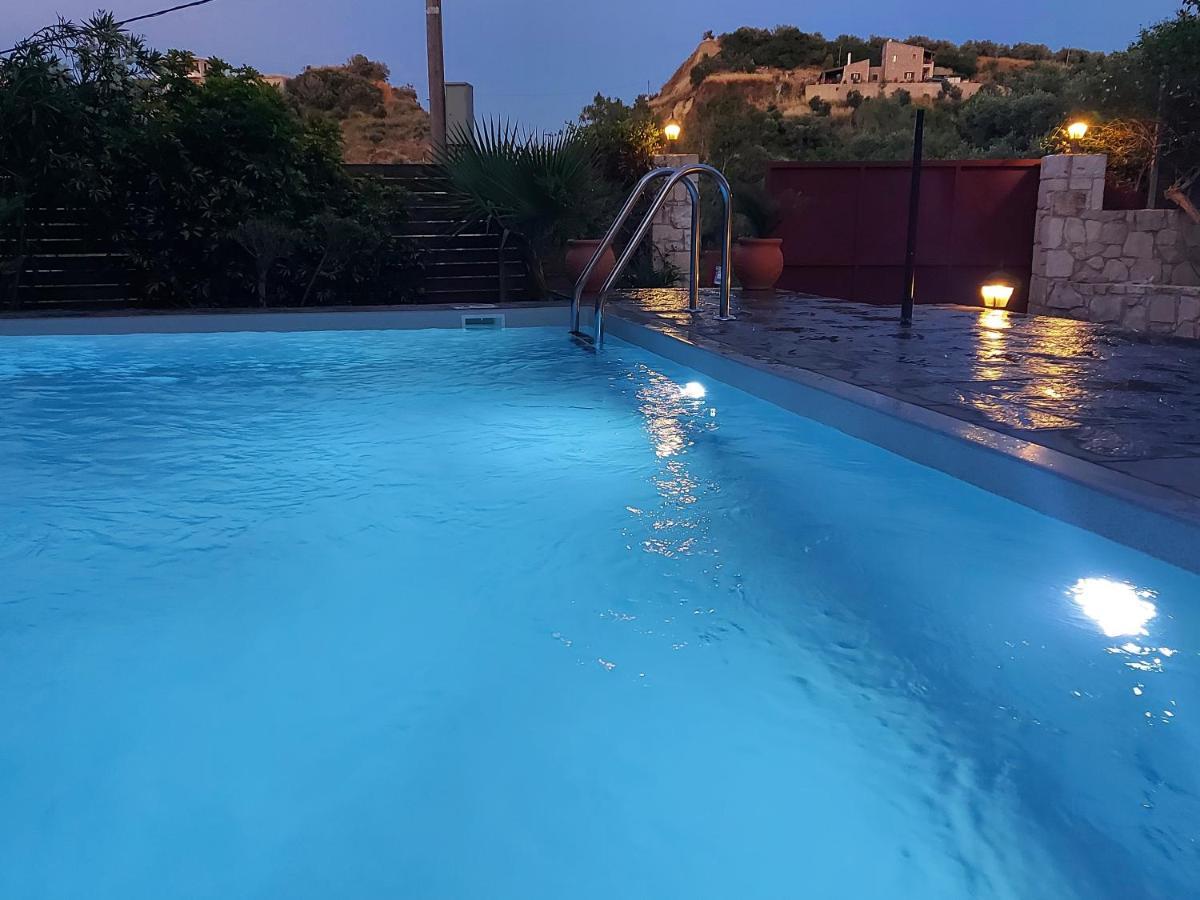 Villa Stafidaki Stalós Buitenkant foto